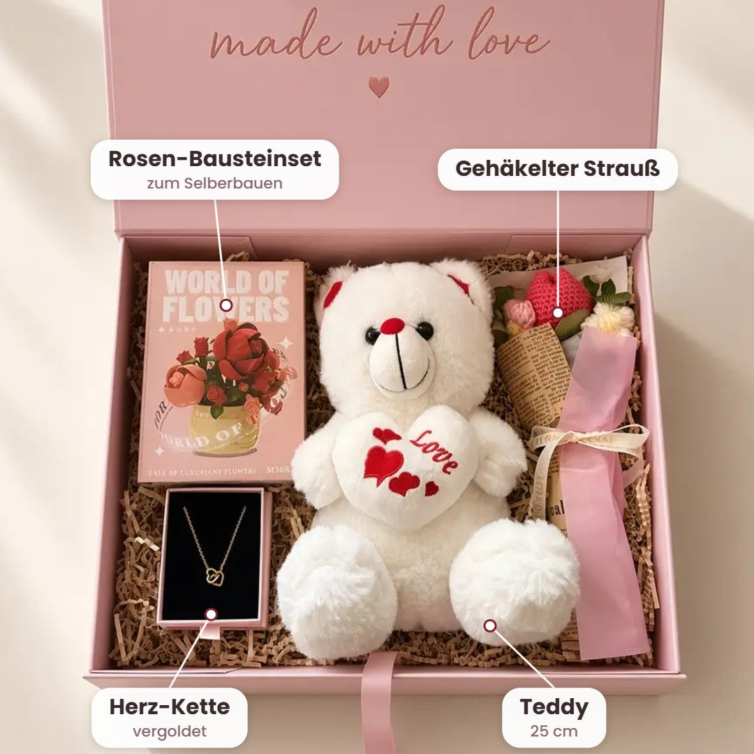 Inhalt der LOVBOX: Rosen-Bausteinset, gehäkelter Strauß, vergoldete Herz-Kette und Teddy (25 cm)